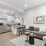 2br Trendy Urban - Division 102w 202w 302w Rep Apartment