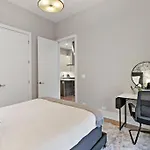Modern 1Br Chicago Apartment - Crosby 204