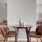 Loop 2Br W Gym Doorman Nr L Parks Chi-319