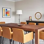 Hotel The Ritz-carlton,
