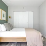 Gold Coast 1Br W Gym Terrace Nr Lake The L Chi-64