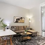 Apartment Enchanting 2-bedroom In - Clark 4 Chicago
