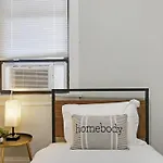 Enchanting 2-bedroom In - Clark 4 Apartment