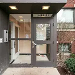 Beautiful 1Br Brick Home In Historic Hyde Park