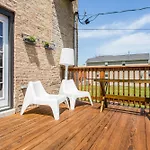 Mccormick Place Guest House