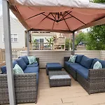 Luxury Home Near Wrigley, Boystown & Andersonville