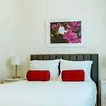 The Guesthouse Hotel