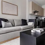 West Town 1Br W Gym Nr Wicker Park District Chi-1027