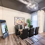 Family And Group Friendly 5Br Spacious Unit With Pool Table And Optional Parking Near Mccormick Place And Soldier Field