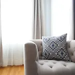 Cozy Nest In Chicago\'S Vibrant Lincoln Square