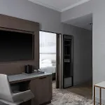 Courtyard By Marriott Chicago At Medical District-Uic