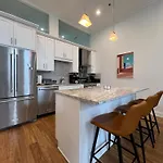 Apartment Chic 1 Bedroom W Parking Chicago