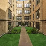 2 Bedroom Apt Near U Chicago Campus & The Lakefront!