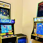 Pool Table, Pingpong, Arcade, 2-Car Parking, 3 Floors!