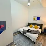 Luxury 6Br Suite With Pool Table Sleeps 12 Perfect For Group Stay Near Mccormick Place, Grant Park And Soldier Field
