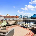 1 Garage Parking, Skyline Rooftop, Pingpong, Balcony
