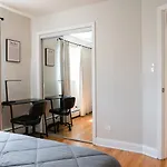 2Br Near Ohare And Transit Newly Furnished Modern