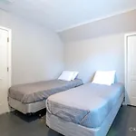 Apartment Entire Private Apartment, Near Downtown - Free Parking *