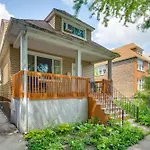 2 Mi To Rainbow Beach Park South Side Charmer!