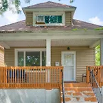 2 Mi To Rainbow Beach Park South Side Charmer!