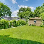 2 Mi To Rainbow Beach Park South Side Charmer!