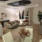 Spacious 3Bdr Luxury Penthouse