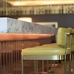 The Ritz-carlton, Hotel 5*
