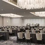 The Ritz-carlton, Hotel 5*