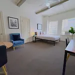 Chic Vintage Studio In The Gold Coast - Sp 1205