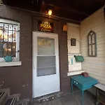 Tranquil Library 2Brm 1Bath Private Eclectic Apt At Solar Lodge