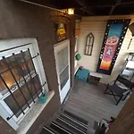 Tranquil Library 2Brm 1Bath Private Eclectic Apt At Solar Lodge