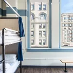 Hostel Hi