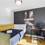 2bd River North Million Dollar Views! Parking Incl Chicago