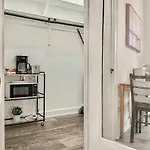 Cozy Gold Coast Studio Stay - Sp 1203