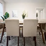 3Br Spacious Apartment In Chicago - Newgard Rep