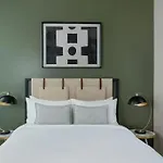 Livn Millennium Park Downtown 1 Br *