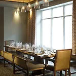 Doubletree By Hilton Magnificent Mile 4*