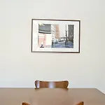 Three-Bedroom On N Lincoln Avenue Apt 2