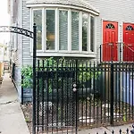 A Quiet Getaway - Minutes From Wrigley & Boystown