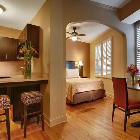 Western Hawthorne Terrace 3* Chicago