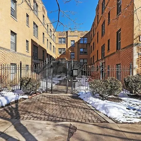 1br Beautifully Furnished With King-sized Bed - Marshfield W2 * Chicago
