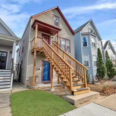 Modern 2 Bedroom In Avondale Apartment Chicago