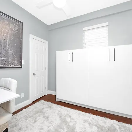 Modern 2 Bedroom In Avondale *