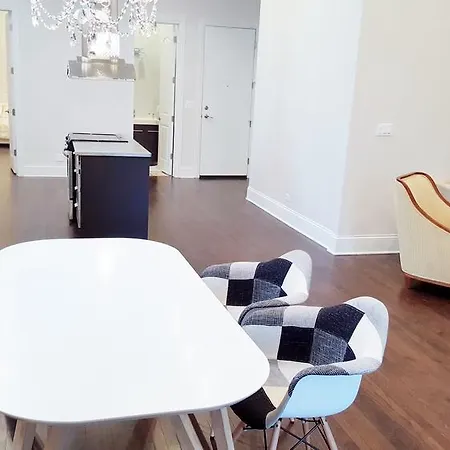 Logan Square Manor Apartment