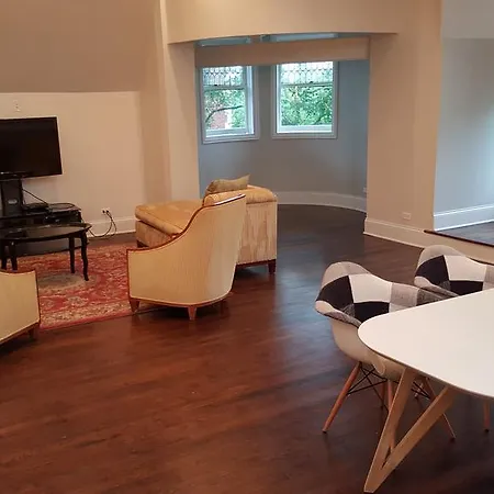 Logan Square Manor Apartment