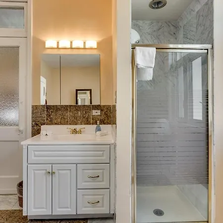 Warm & Comforting 4Br 2Ba In Andersonville Apartment Chicago