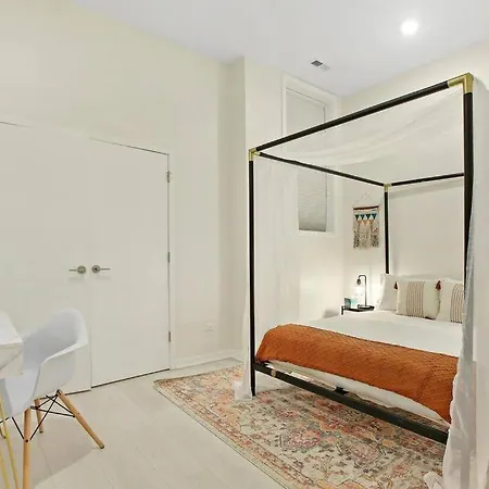 Elegant 2br With In-unit Laundry - Sheridan 102