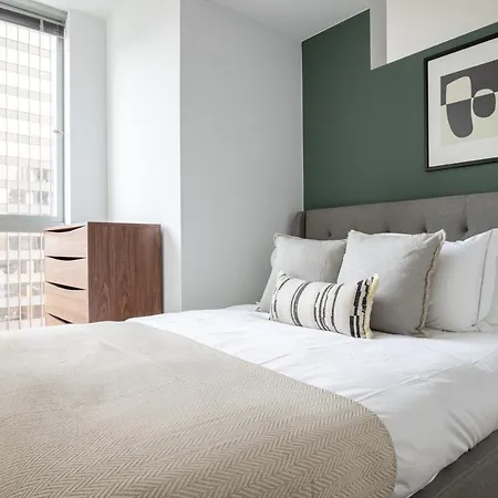 Loop 1br W Gym Pool Nr Millennium Park Chi-245 * Chicago