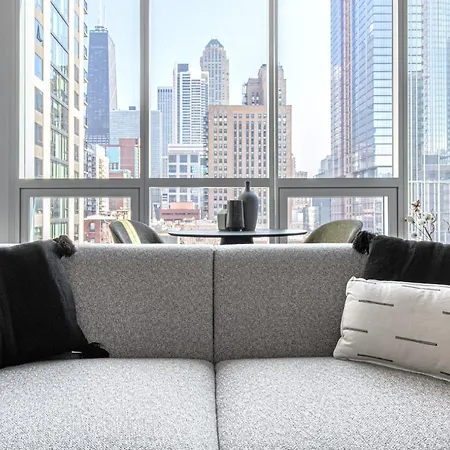 Apartment River N 1br W Gym Pool Nr L Stop Chi-361 Chicago