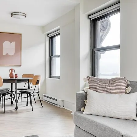 Gold Coast 2br W Doorman Gym 2 Blocks To L Chi-547 *